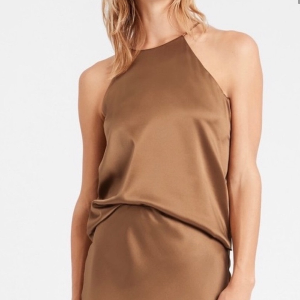 Banana Republic NWOT- Camel Heritage 100% silk tank.